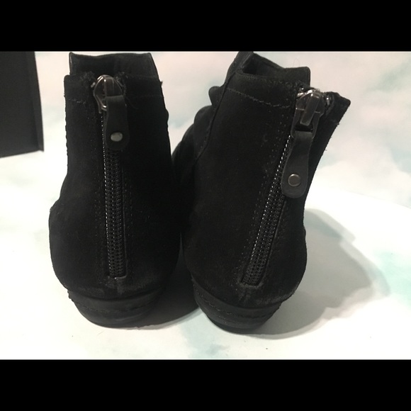 ROCKPORT Black Ankle Booties Zip Backs Size 9M - Picture 2 of 10